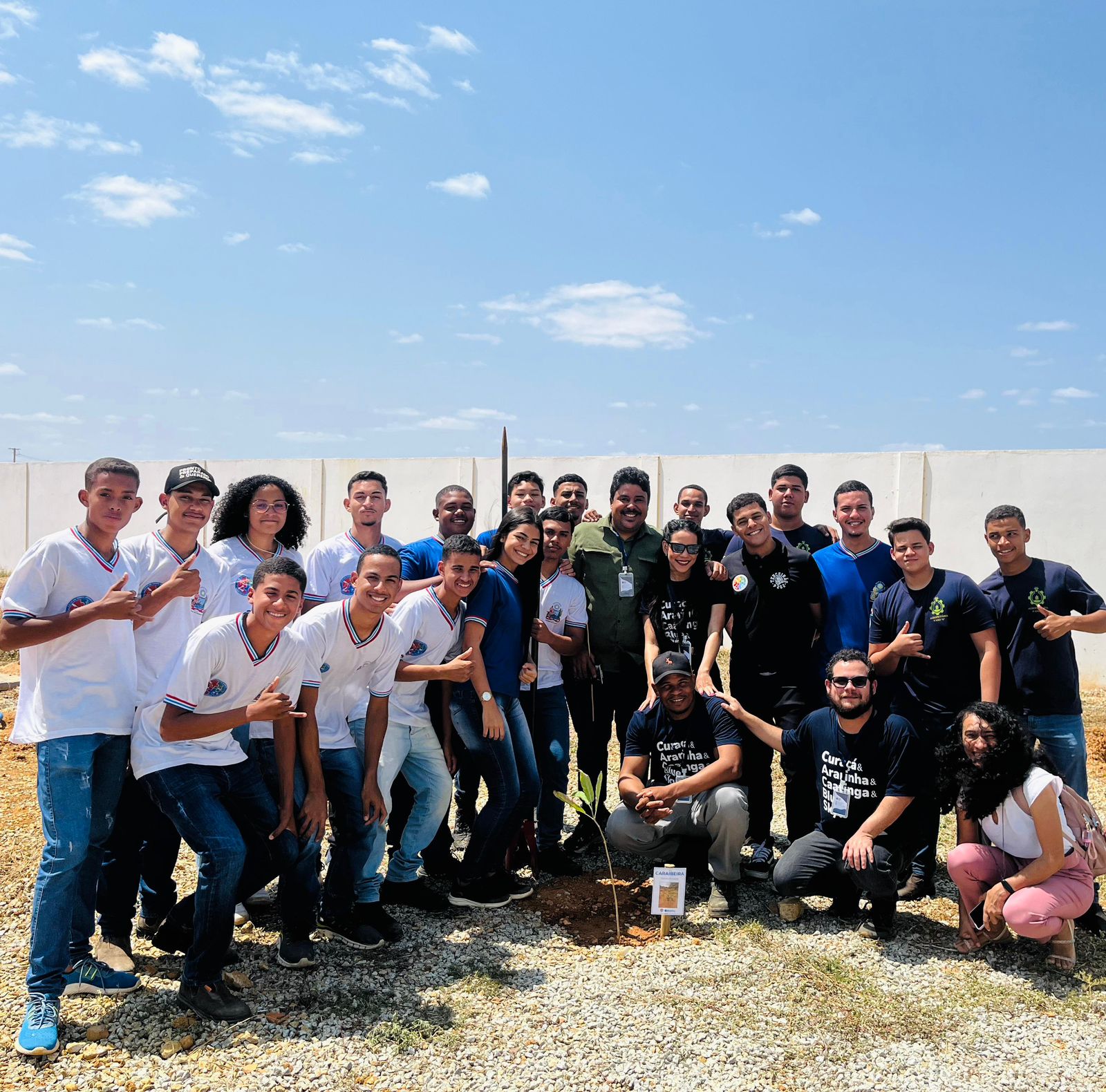 Blue Sky Inspires Youth in Curaçá with Reforestation Techniques for the Caatinga